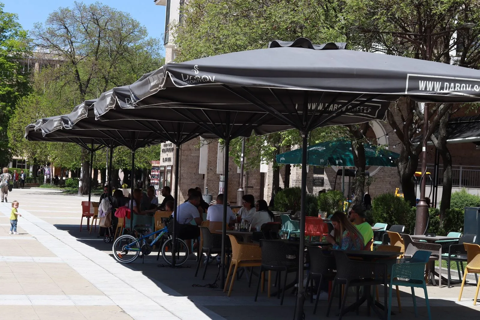 Ομπρέλες Metal Design: Dabov Coffee Shop Blagoevgrad